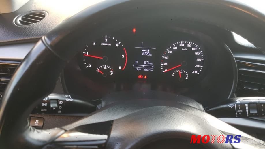 2017' Kia Rio photo #6