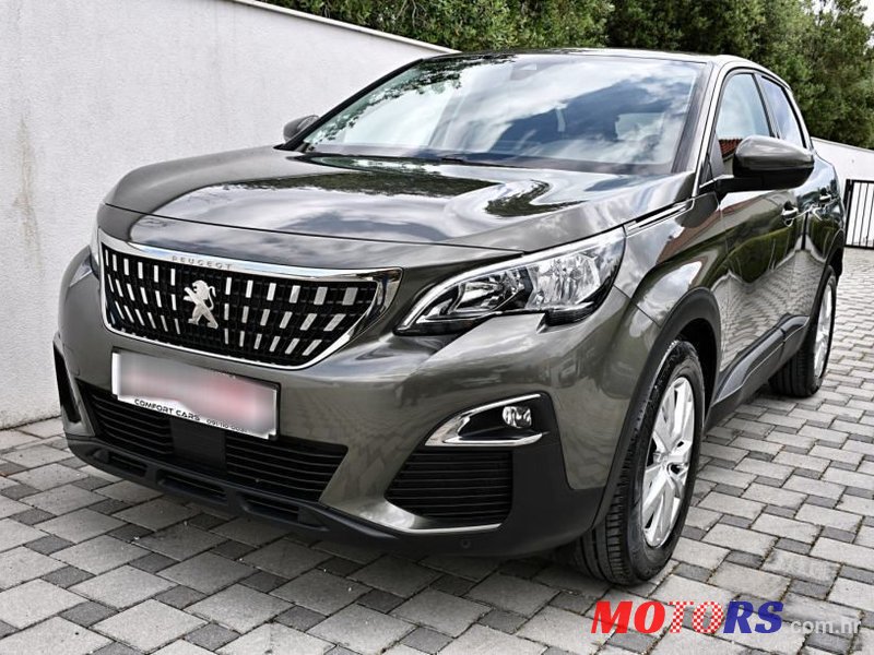 2020' Peugeot 3008 1,5 Bluehdi photo #2