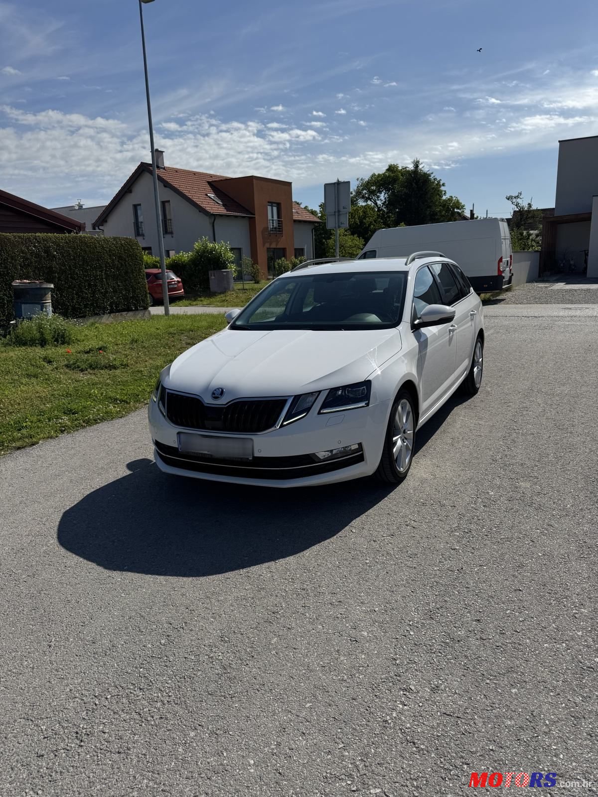 2019' Skoda Octavia Combi photo #2