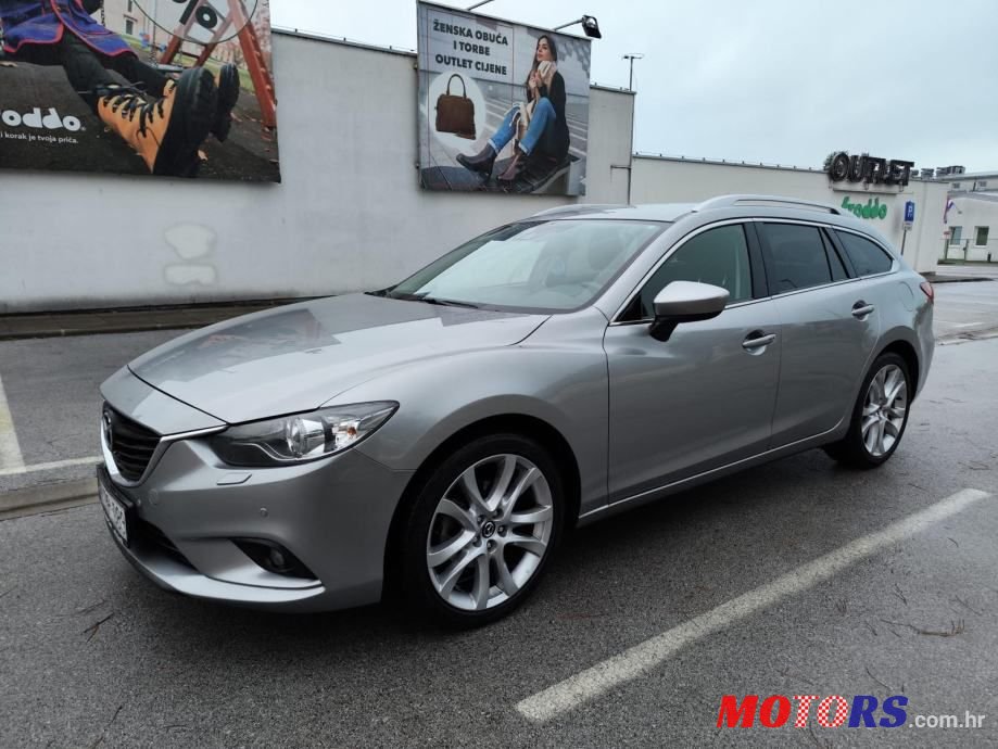 2015' Mazda 6 Sport Combi photo #1