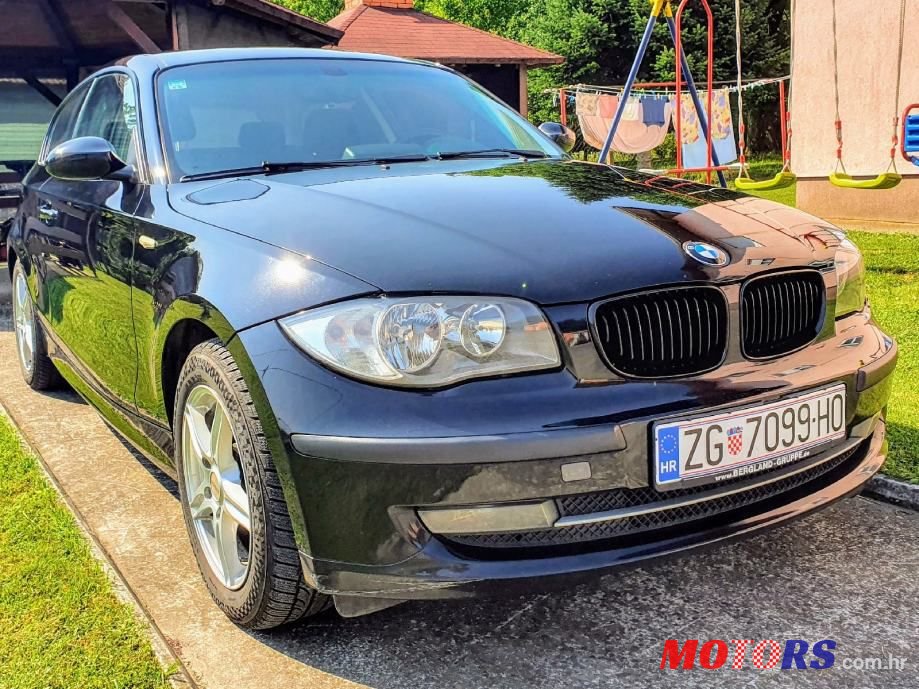 2008' BMW Serija 1 118D photo #2