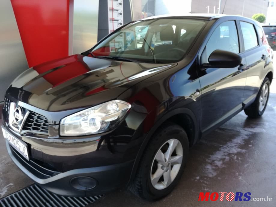 2011' Nissan Qashqai 1,6 16V photo #6
