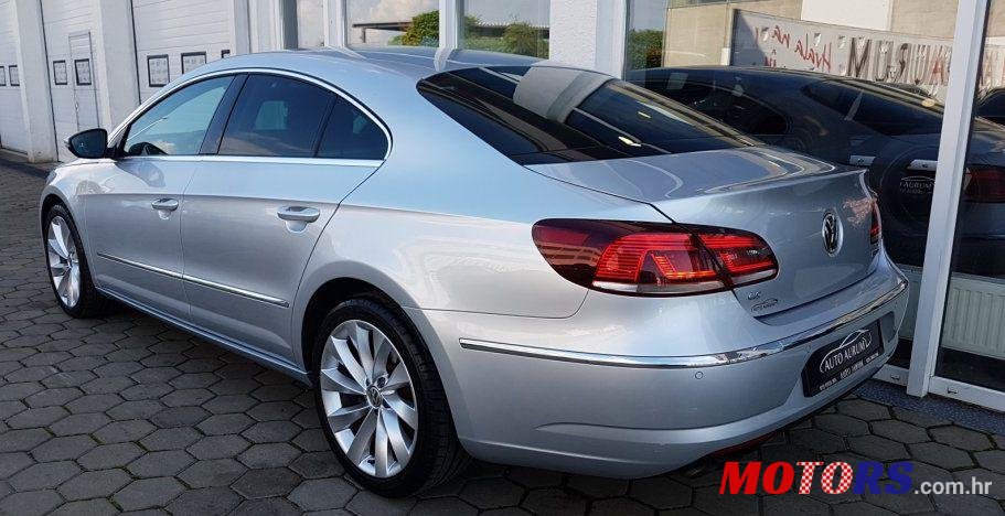 2012' Volkswagen Passat CC photo #1
