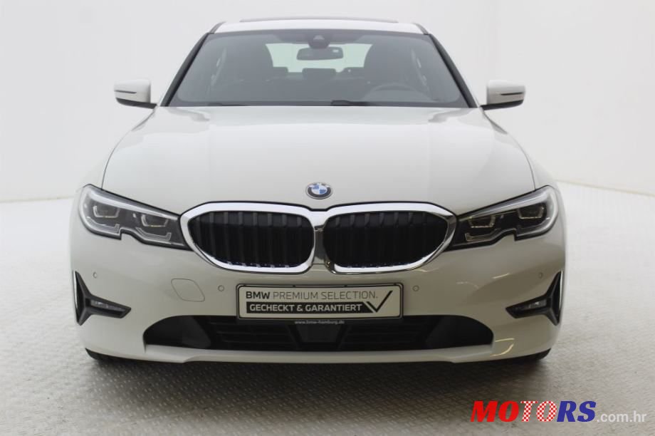 2019' BMW Serija 3 320D photo #1
