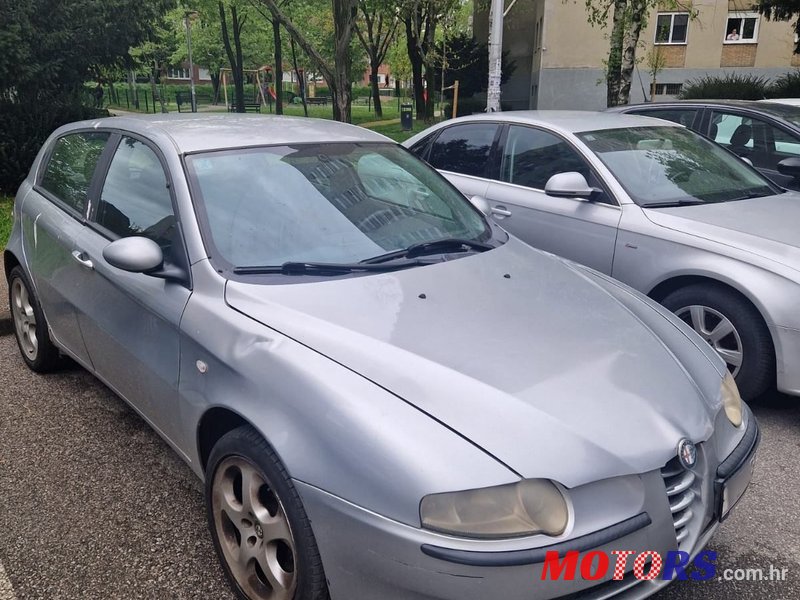2004' Alfa Romeo 147 1,9 Jtd photo #2