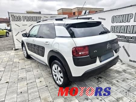 2015' Citroen C4 Cactus 1,6 Bluehdi photo #2