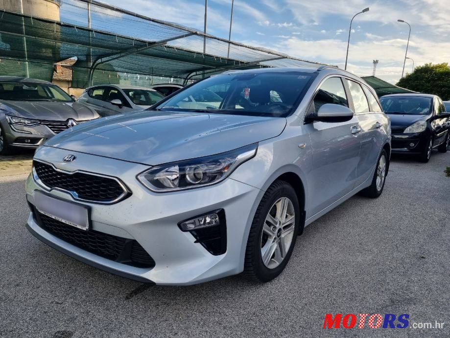 2020' Kia Ceed Sportswagon photo #3