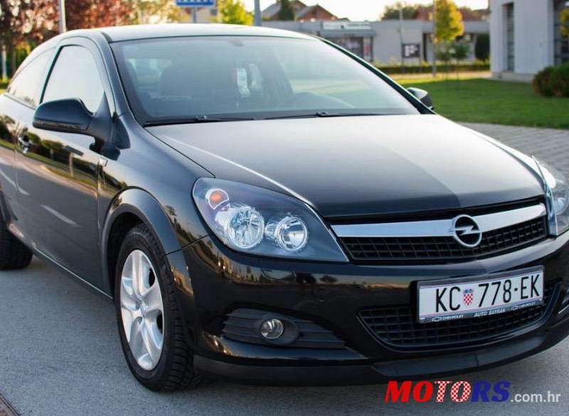 2010' Opel Astra 1,4 16V photo #1