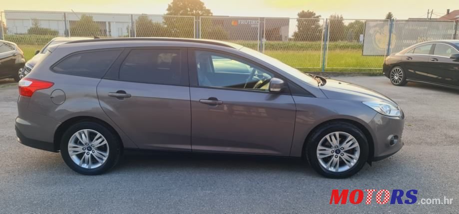 2013' Ford Focus Karavan photo #6