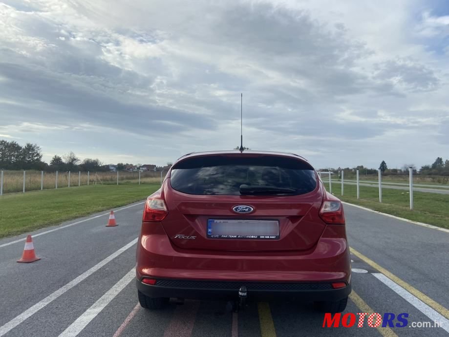 2014' Ford Focus photo #6