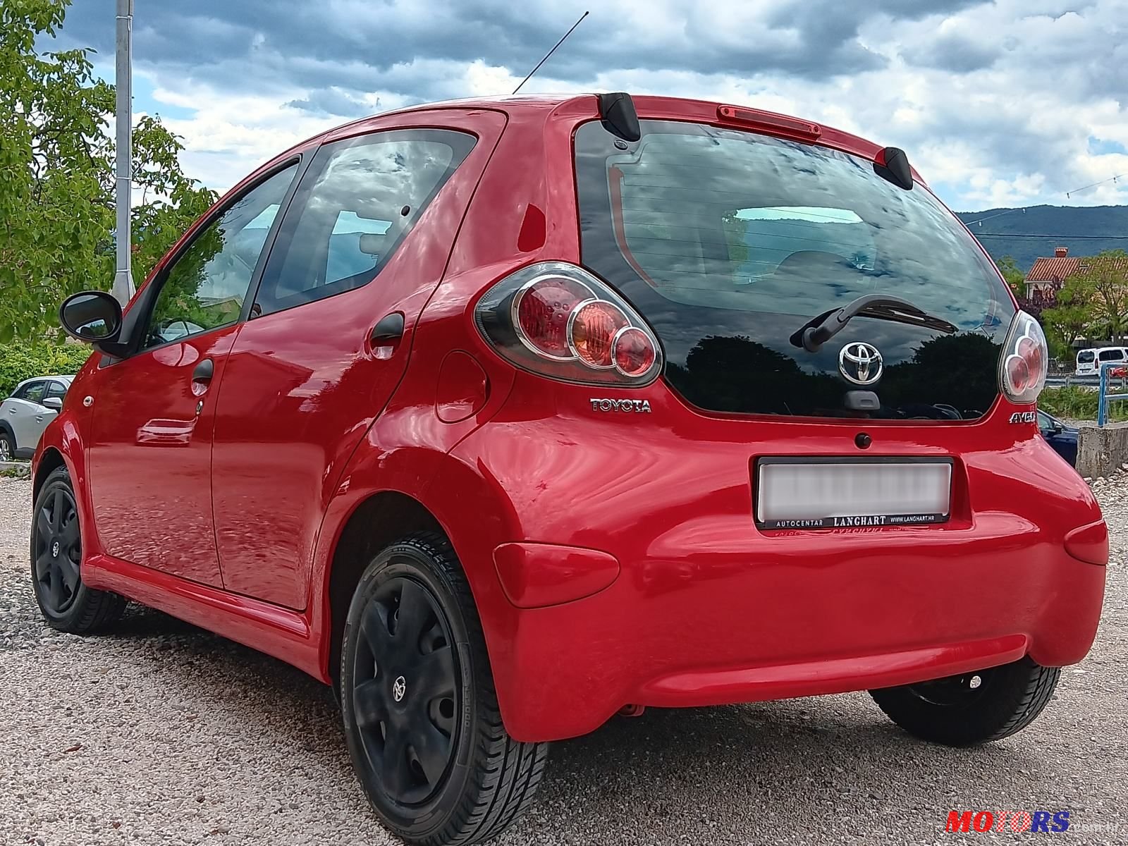 2012' Toyota Aygo 1,0 Vvt-I Go+ photo #2
