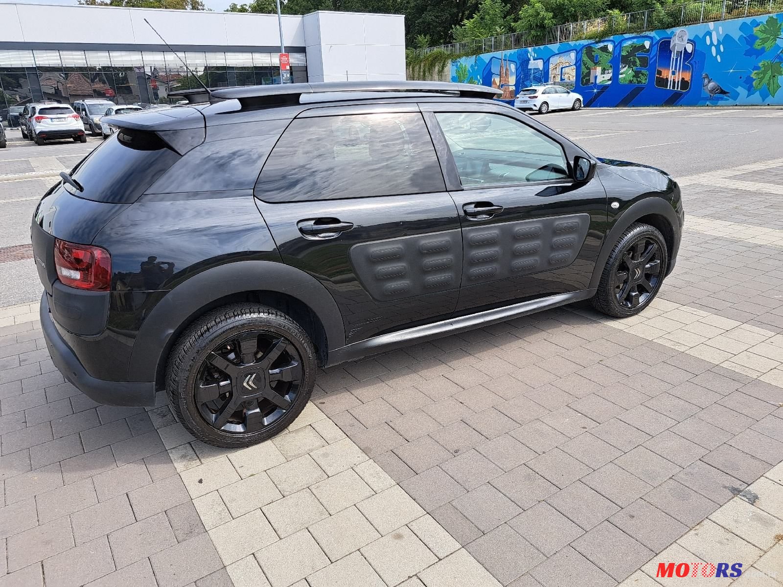 2015' Citroen C4 Cactus 1,6 Bluehdi photo #1