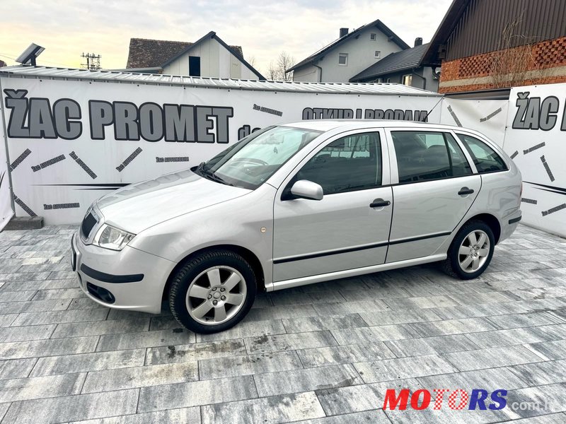 2007' Skoda Fabia Combi photo #2