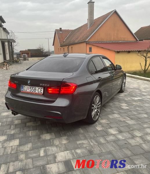 2014' BMW Serija 3 330Xd photo #2