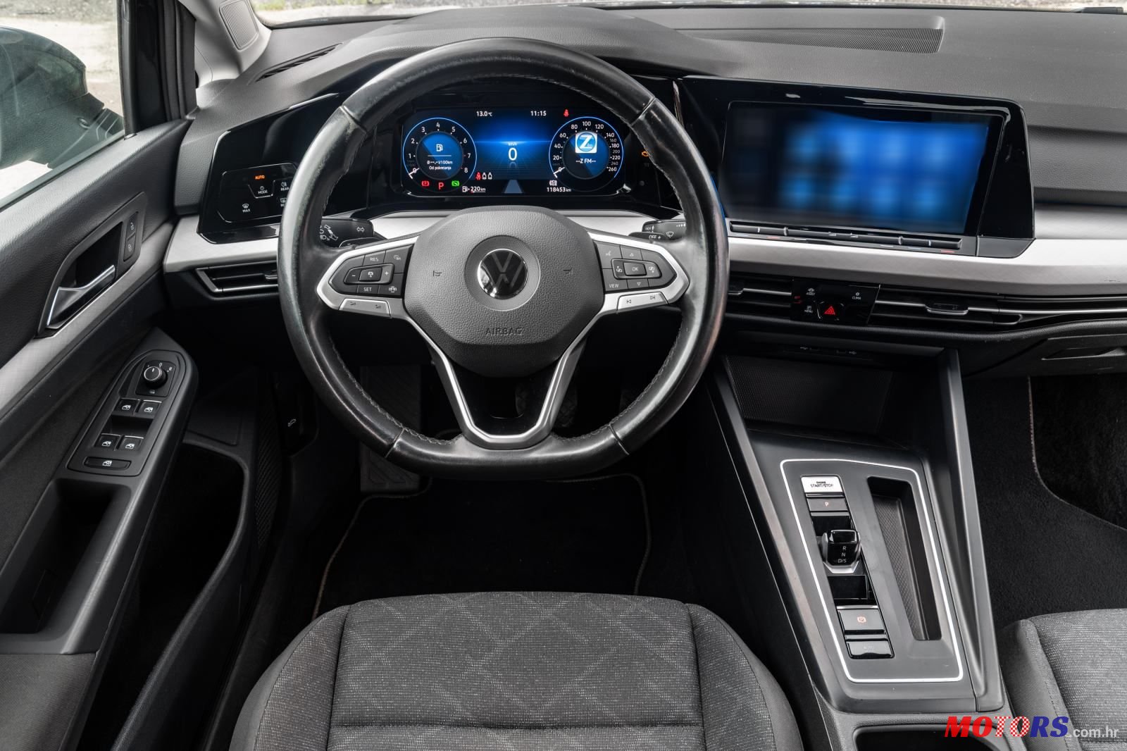 2021' Volkswagen Golf VIII 1,0 Etsi photo #6