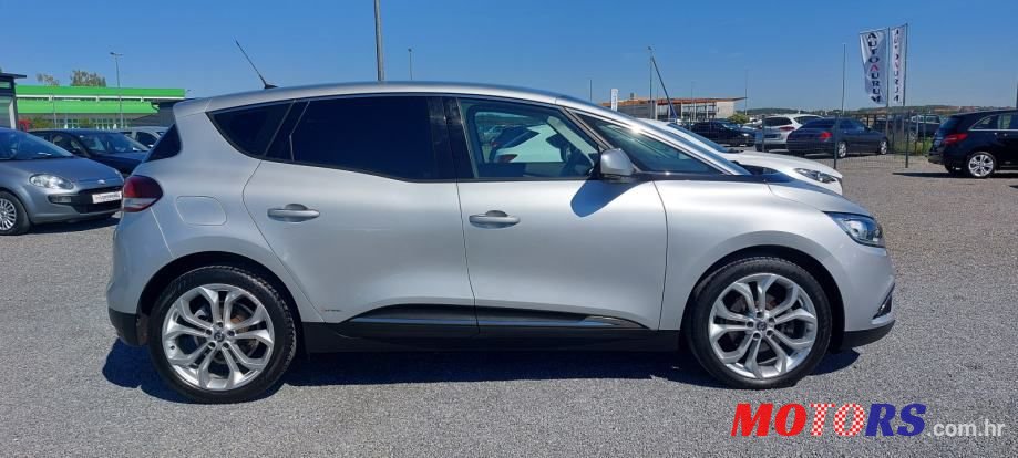 2016' Renault Scenic Dci photo #3