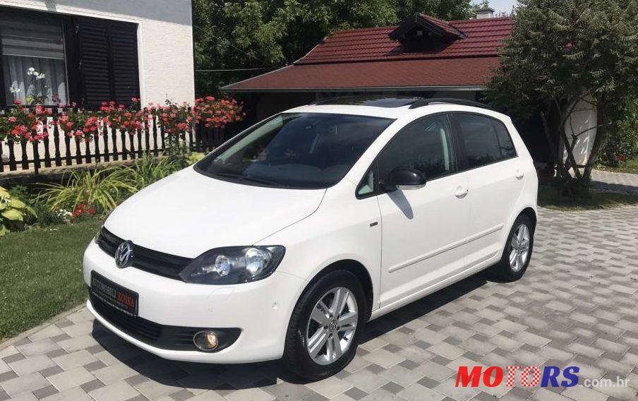 2012' Volkswagen Golf Plus 1,6 Tdi photo #1