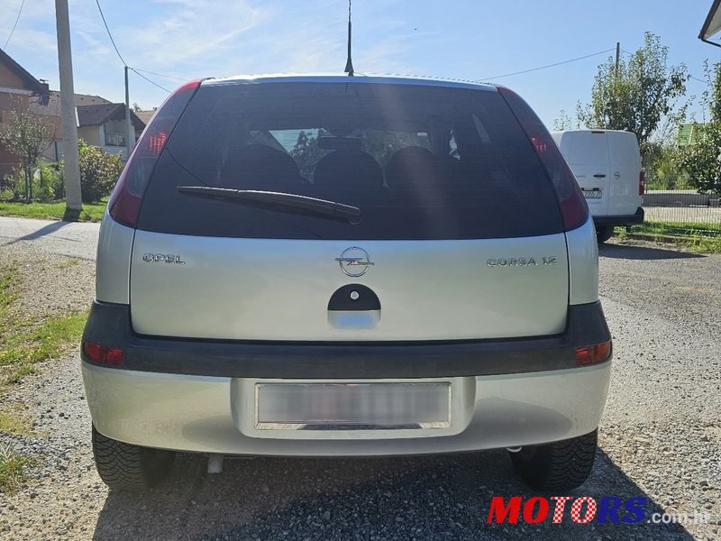 2001' Opel Corsa 1,2 16V photo #2