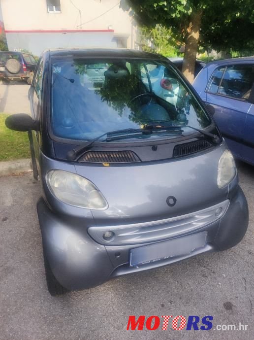 2001' Smart Fortwo Coupe Smart Cdi photo #2