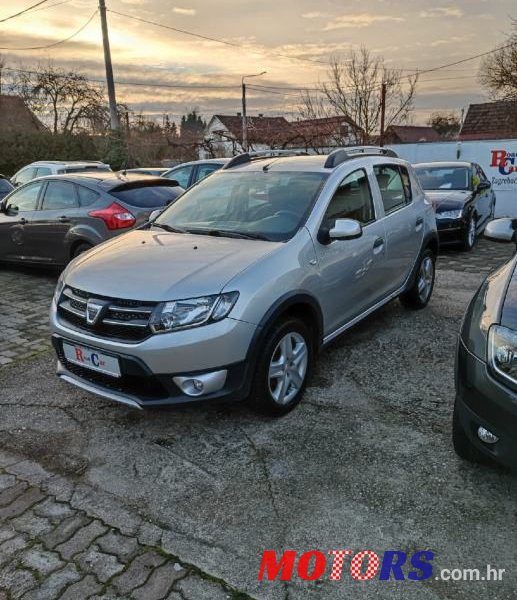 2013' Dacia Sandero Stepway photo #1