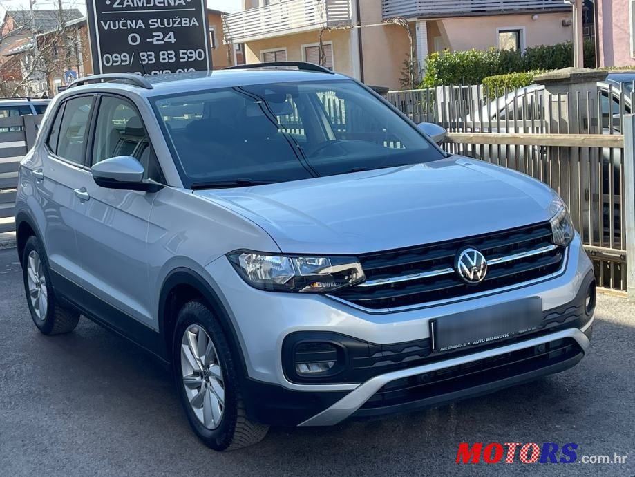 2021' Volkswagen T-Cross 1,0 Tsi photo #3
