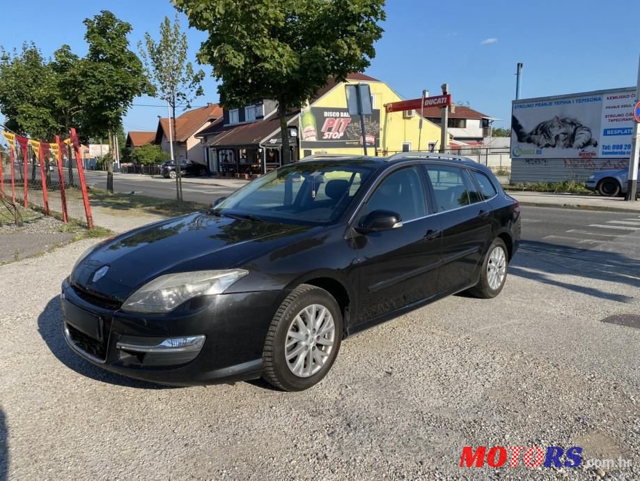 2014' Renault Laguna 1.5 Dci photo #3