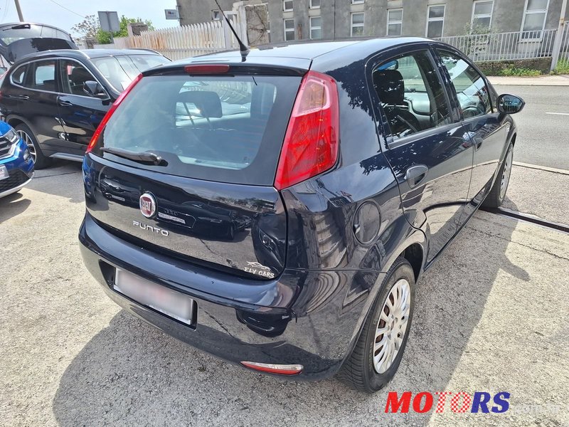 2015' Fiat Punto Evo 1.4 photo #5
