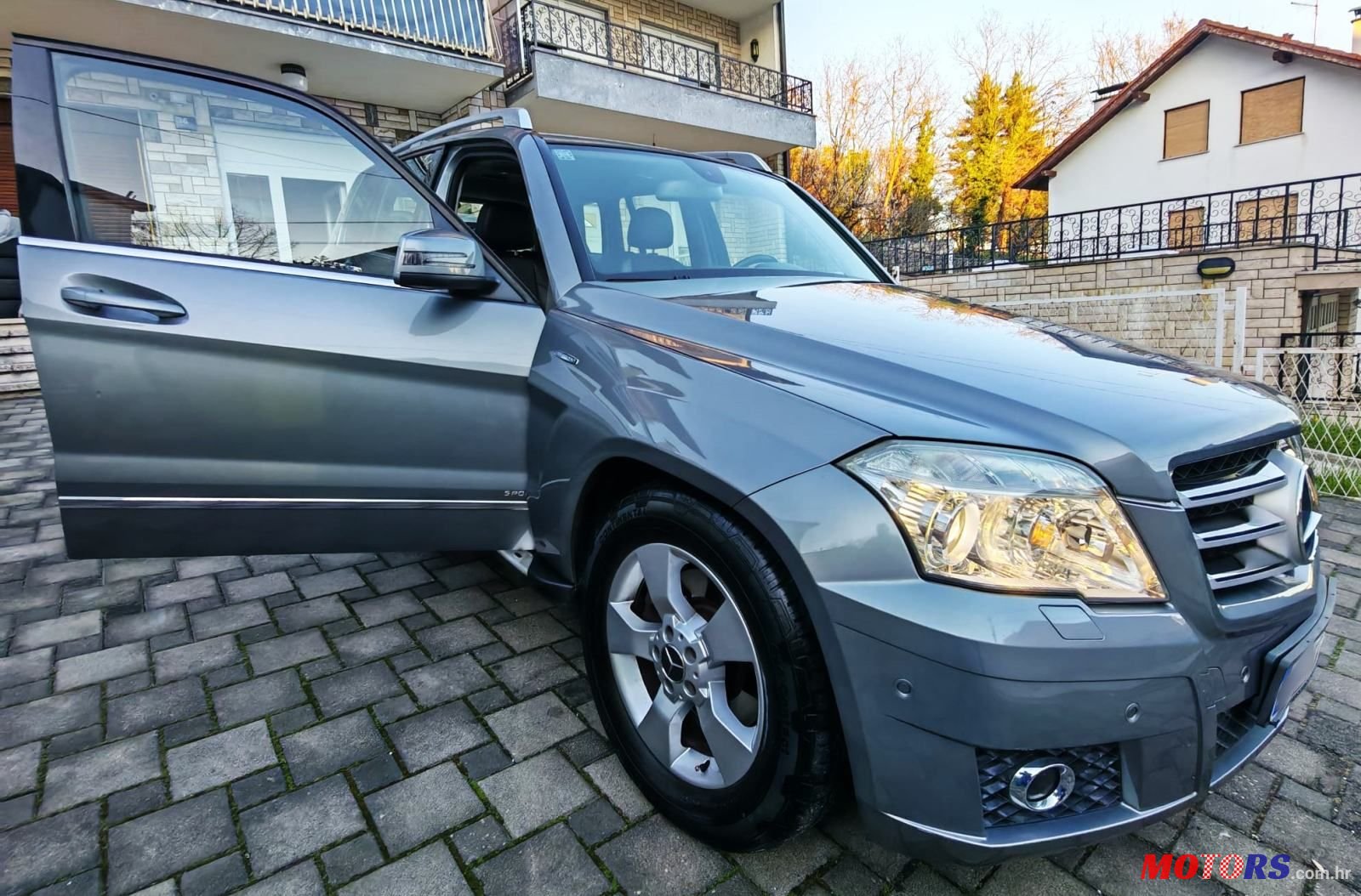 2009' Mercedes-Benz GLK 220 Cdi 4Matic photo #4
