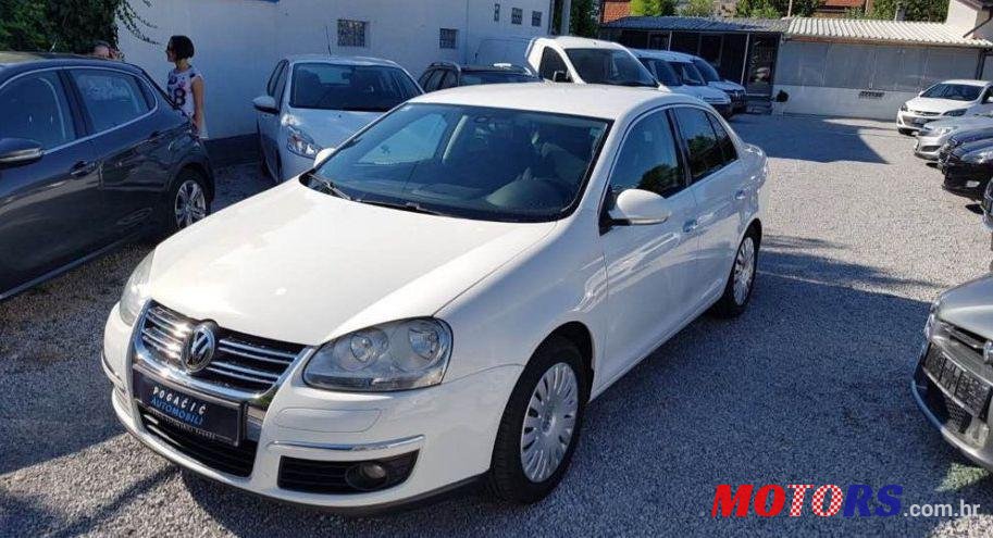 2008' Volkswagen Jetta 1,9 Tdi photo #2