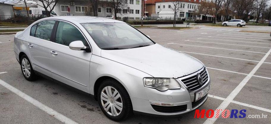 2005' Volkswagen Passat 2,0 Tdi photo #1