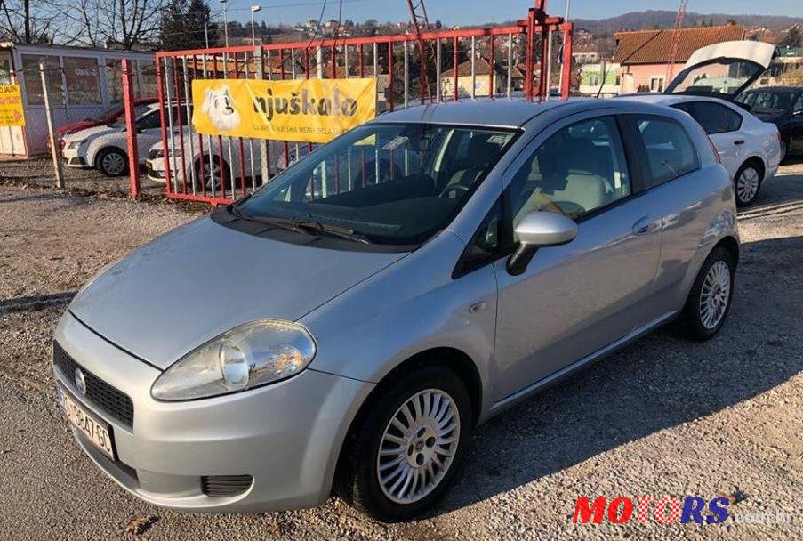 2007' Fiat Punto photo #1