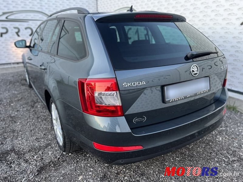 2015' Skoda Octavia Combi photo #4