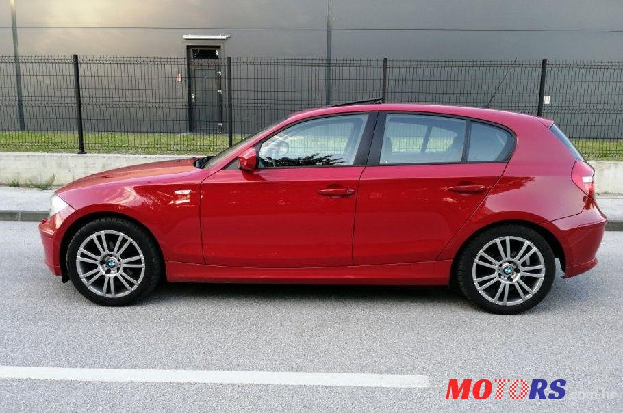 2010' BMW Serija 1 116D photo #1