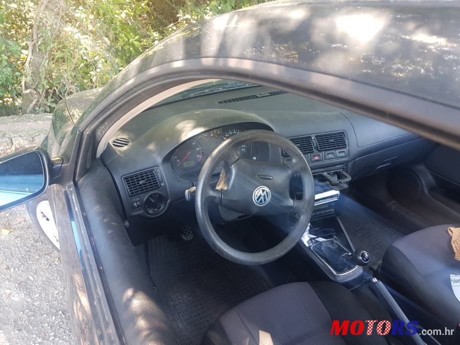 2000' Volkswagen Golf IV 1,6 photo #3
