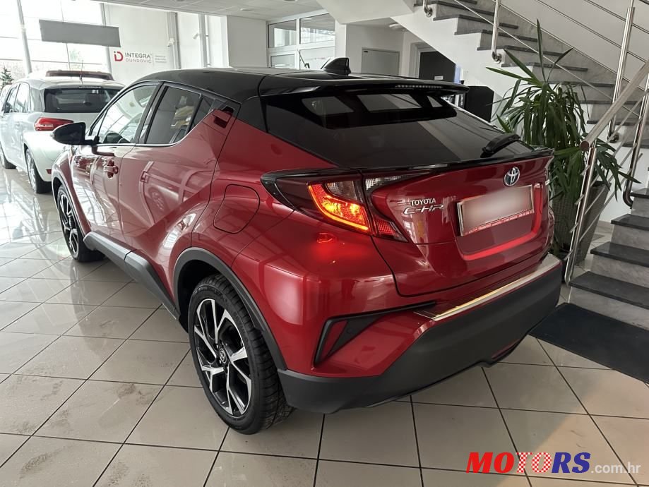 2021' Toyota C-HR 1,8 photo #6