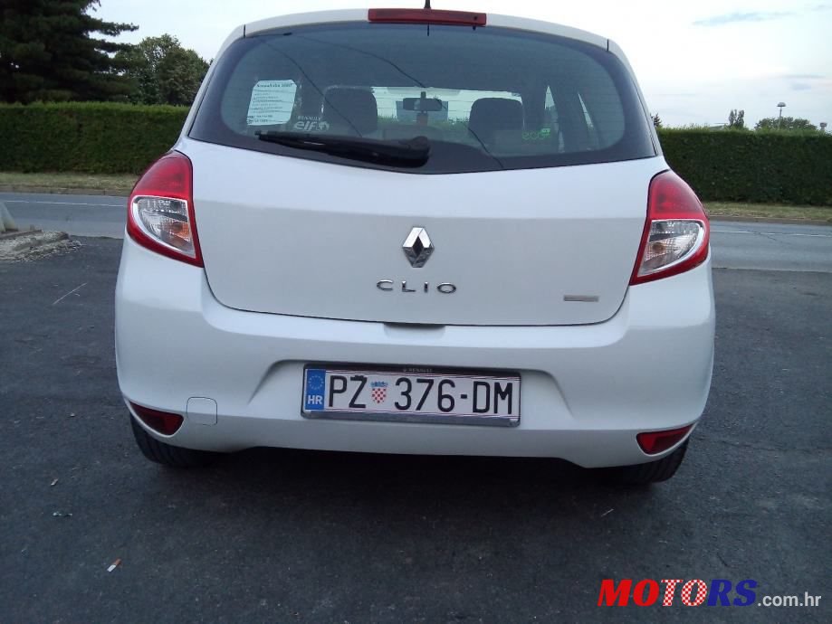 2010' Renault Clio 1,5 Dci photo #5