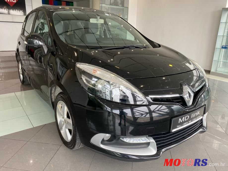 2014' Renault Scenic Dci photo #2