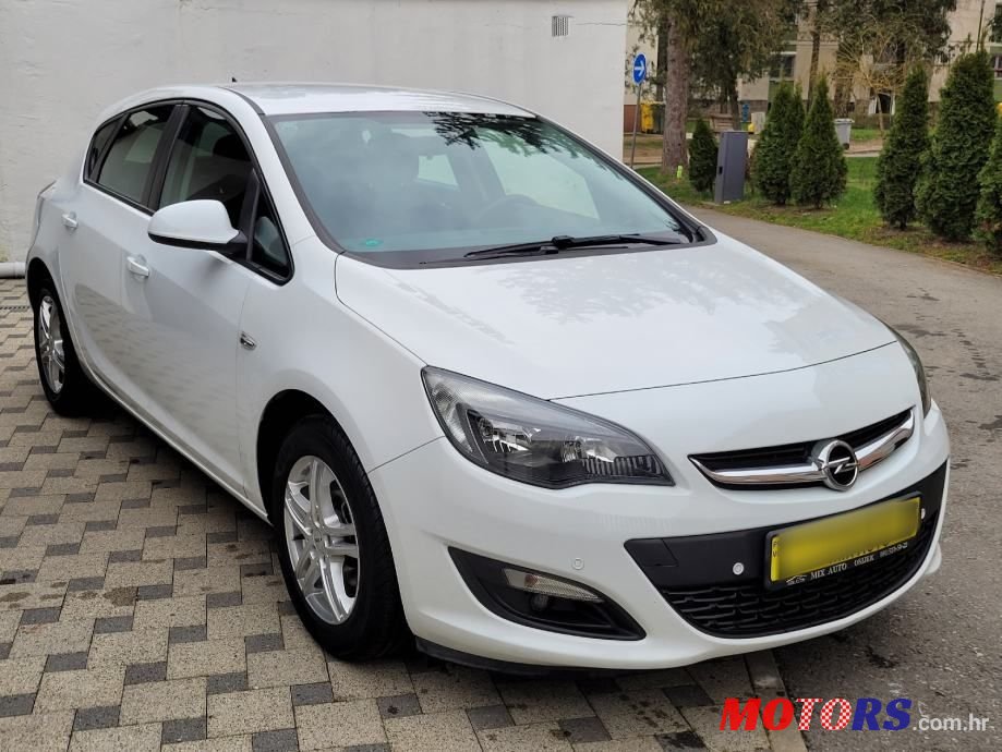 2014' Opel Astra 1.4 photo #4