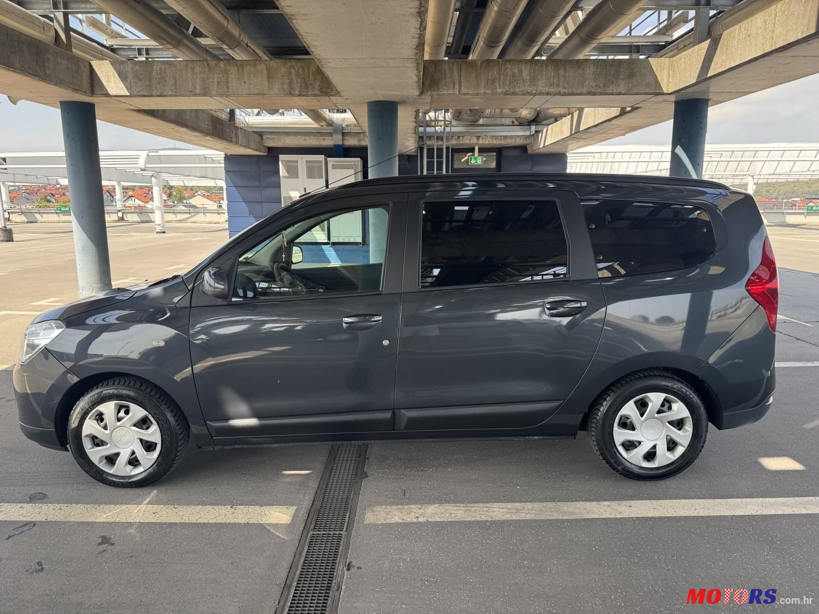 2014' Dacia Lodgy 1,5 Dci photo #2