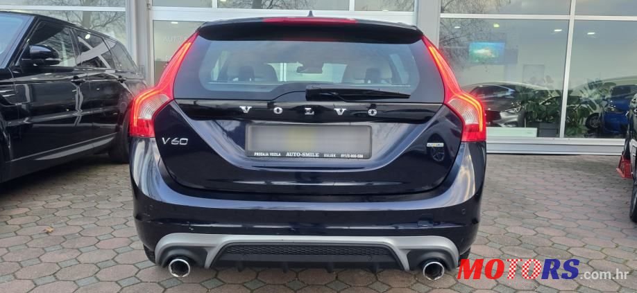 2016' Volvo V60 D2 photo #4