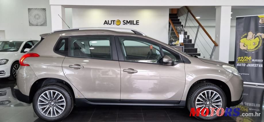 2014' Peugeot 2008 1,2 Vti photo #3