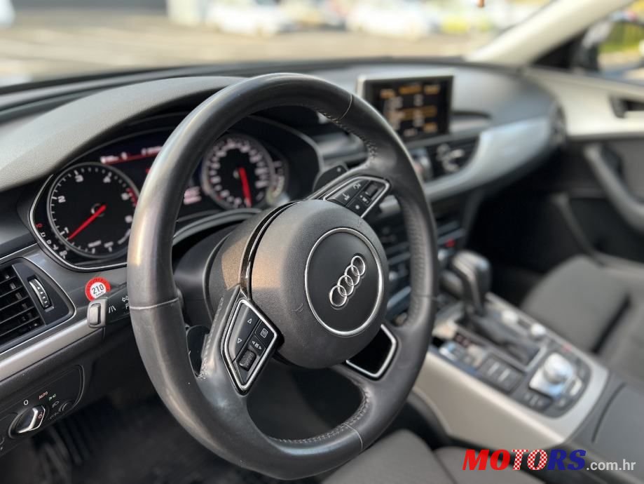 2017' Audi A6 Avant photo #6