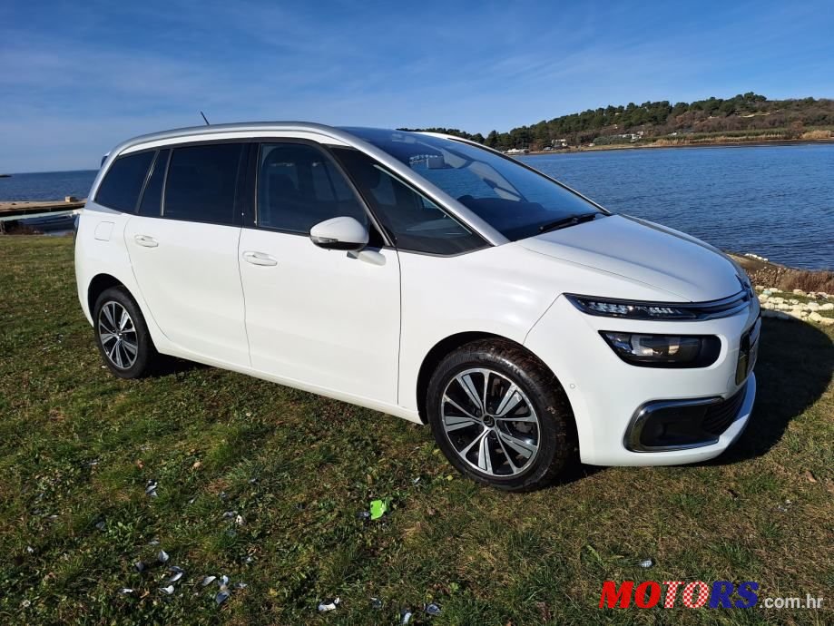 2018' Citroen C4 Grand Picasso Bluehdi 120 photo #2