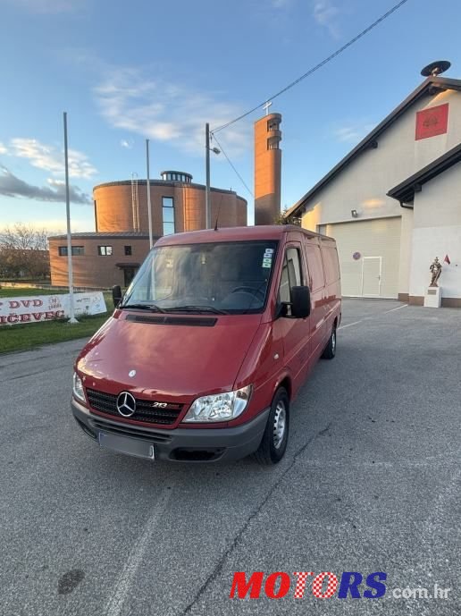 2003' Mercedes-Benz Sprinter photo #2