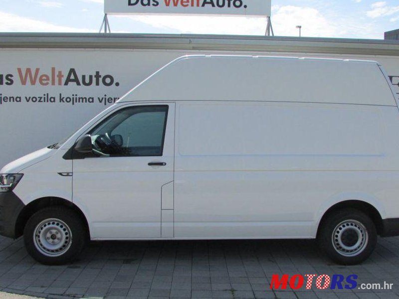 2005' Volkswagen Transporter Furgon 2.0 Tdi photo #1