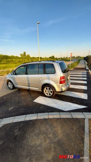 2006' Volkswagen Touran 1,9 Tdi photo #4