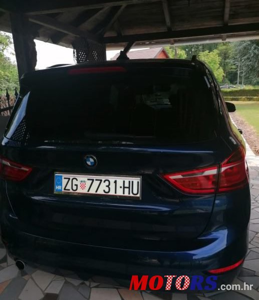 2017' BMW Serija 2 216D photo #3
