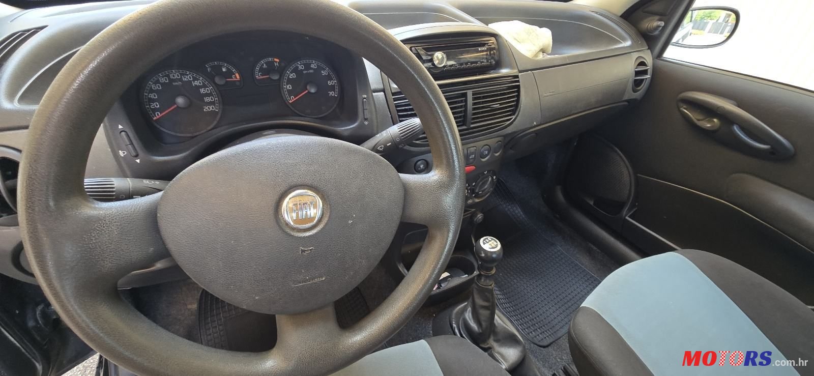 2009' Fiat Punto 1,2 photo #6
