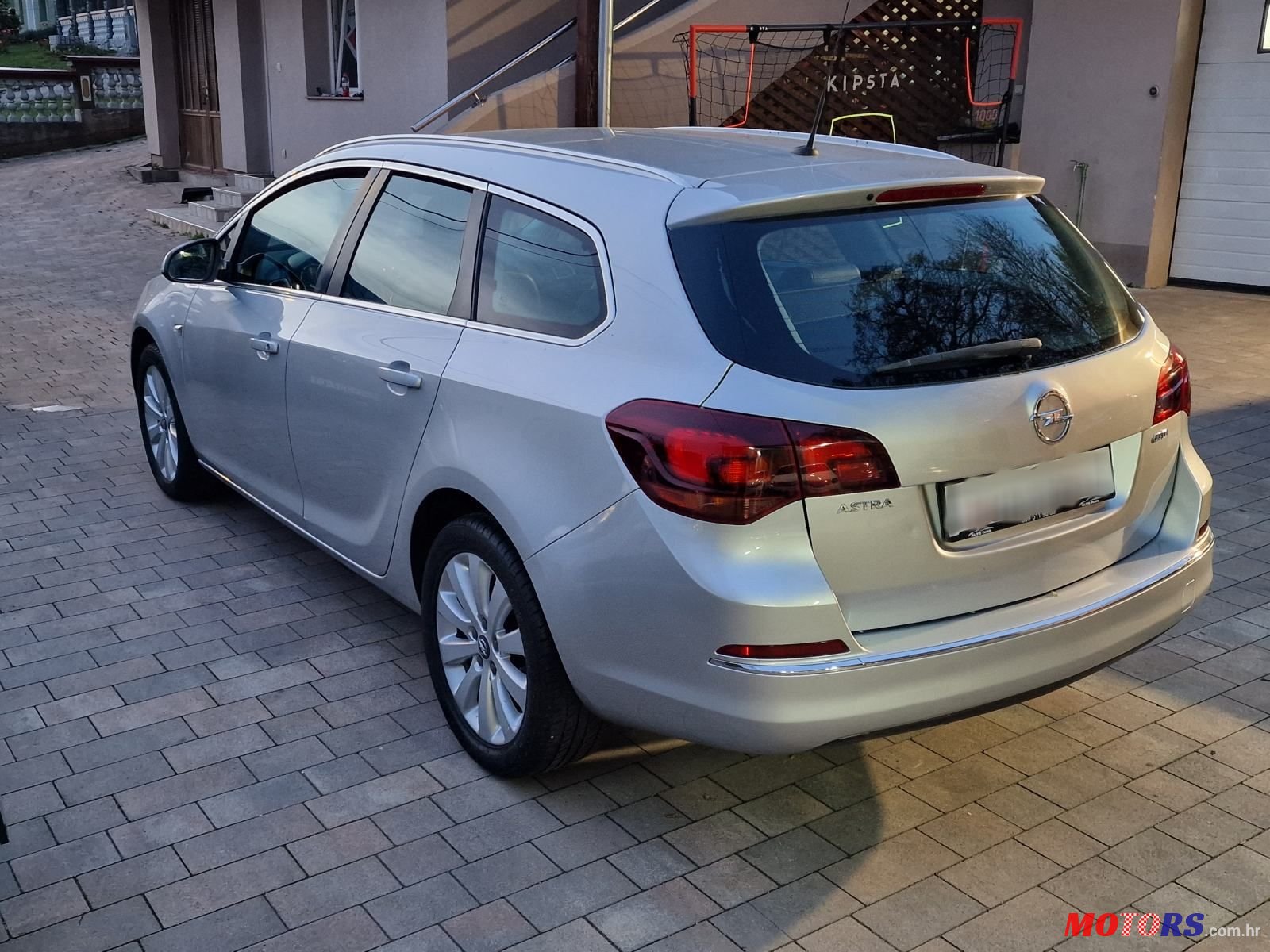 2014' Opel Astra Karavan photo #6