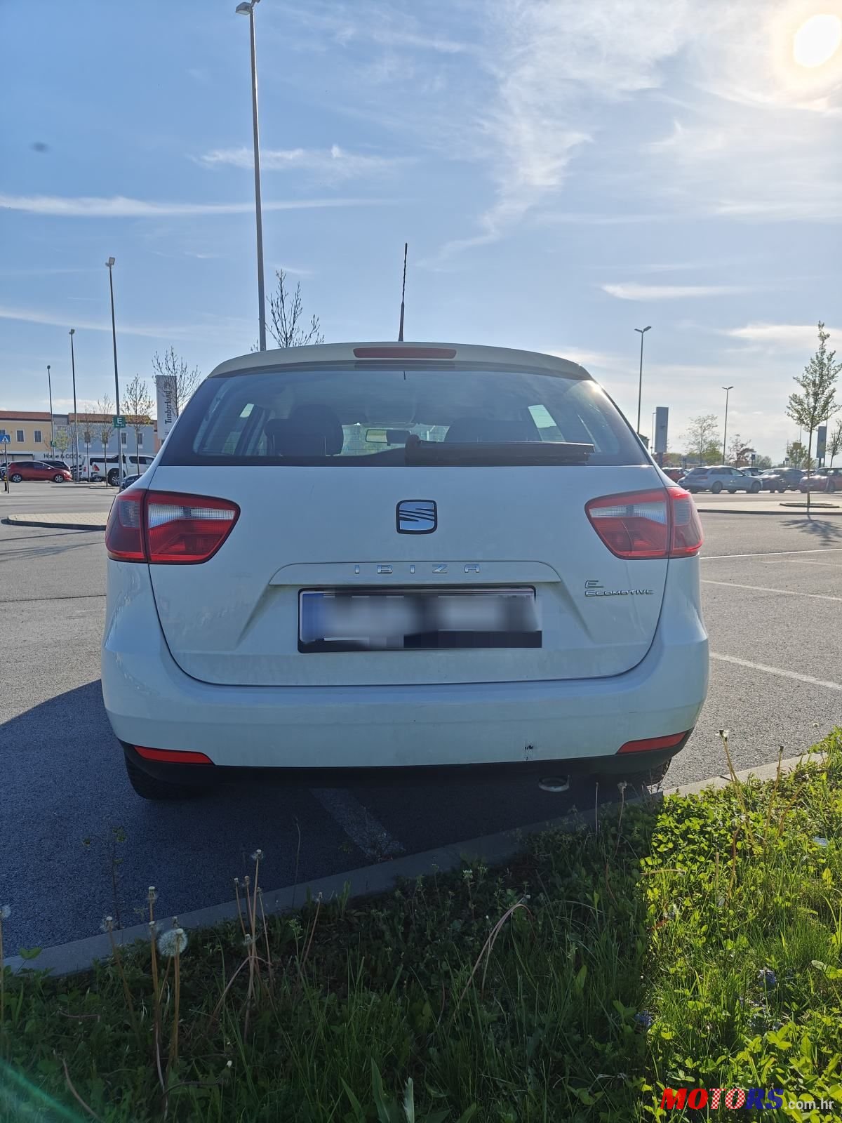 2012' SEAT Ibiza 1,2 Tdi photo #3